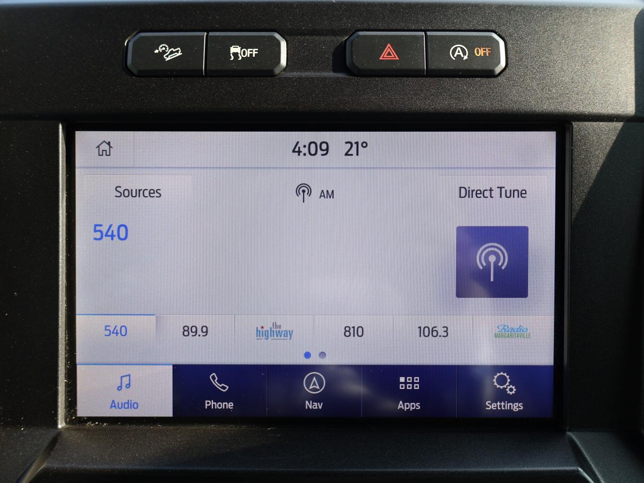 2019 Ford F-150 3.5T FX-4 CREW 4WD CERTIFIED *SERVICE RECORDS* CAMERA NAV SENSORS BLUETOOTH HEATED SEATS CRUISE ALLOYS Photo