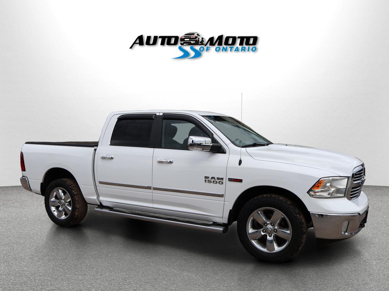 2015 RAM 1500 BIG HORN DIESEL CREW 4WD CERTIFIED *ACCIDENT FREE*DODGE MAINTAIN*  CAMERA BLUETOOTH HEATED SEATS/STEERING RUNNING BOARDS CRUISE ALLOYS Photo
