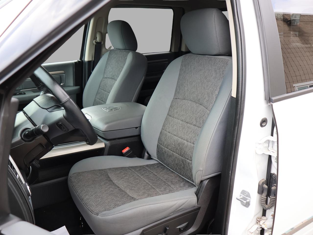 2015 RAM 1500 BIG HORN DIESEL CREW 4WD CERTIFIED *ACCIDENT FREE*DODGE MAINTAIN*  CAMERA BLUETOOTH HEATED SEATS/STEERING RUNNING BOARDS CRUISE ALLOYS Photo