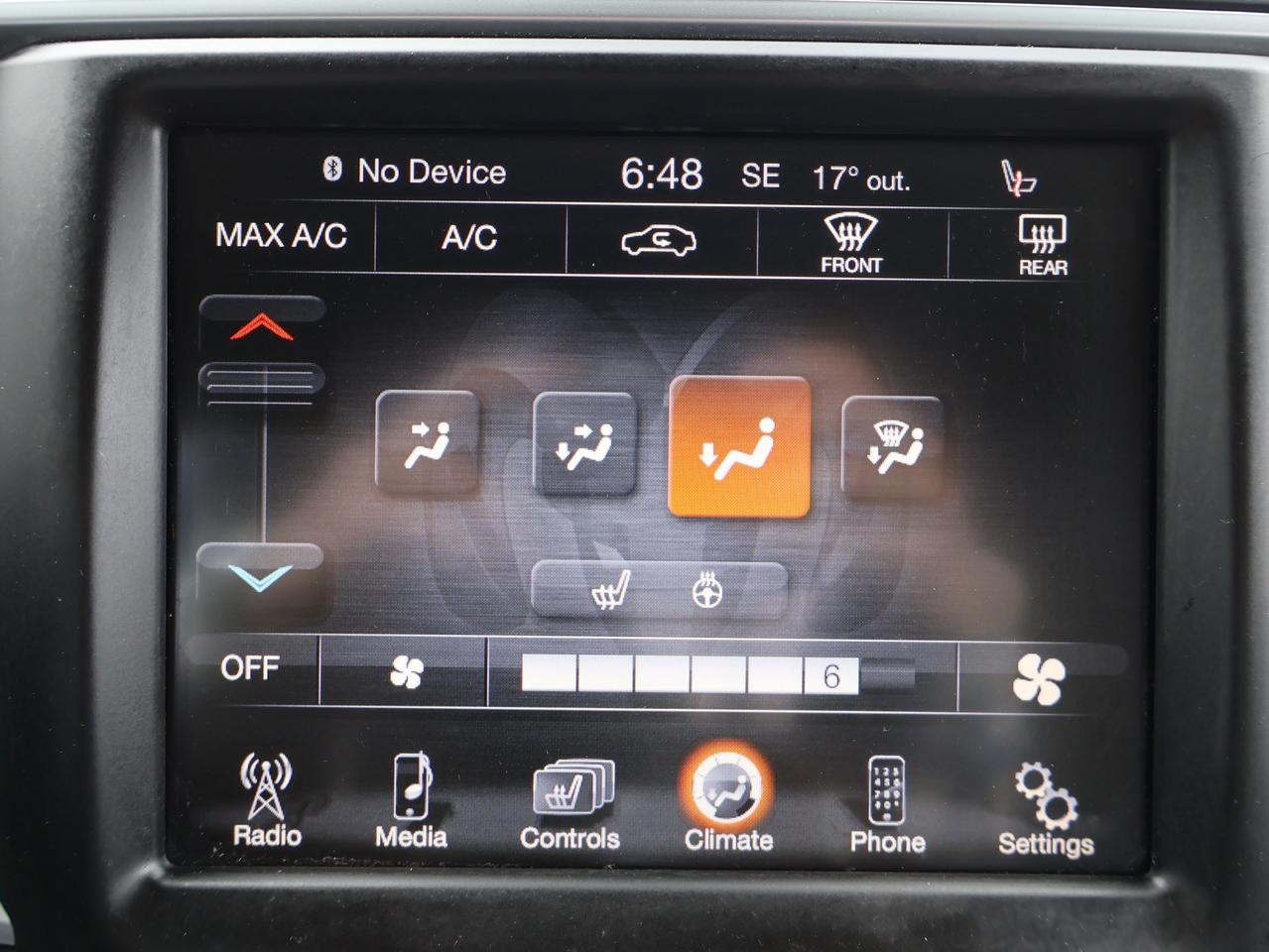 2015 RAM 1500 BIG HORN DIESEL CREW 4WD CERTIFIED *ACCIDENT FREE*DODGE MAINTAIN*  CAMERA BLUETOOTH HEATED SEATS/STEERING RUNNING BOARDS CRUISE ALLOYS Photo