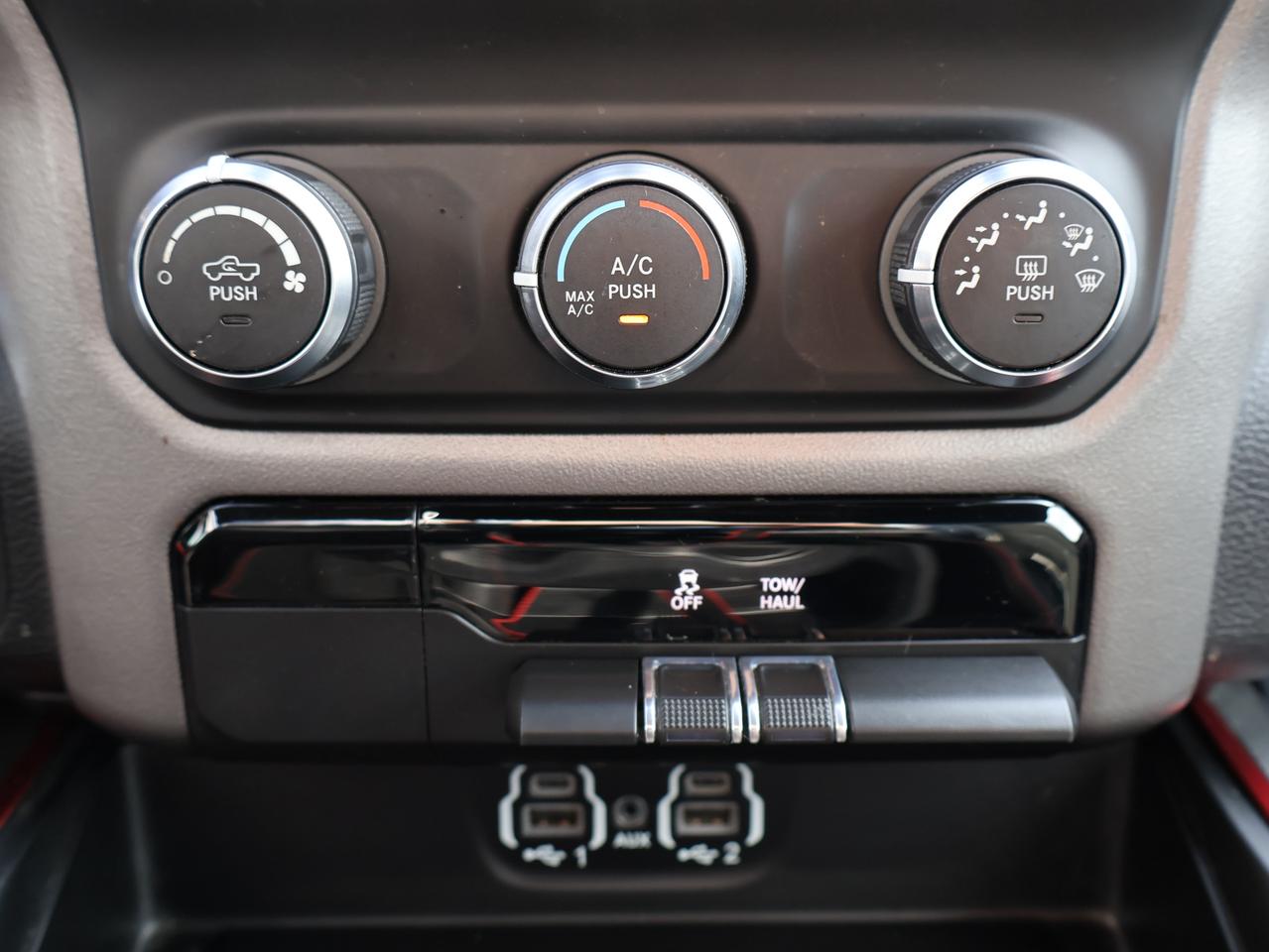 2019 RAM 1500 REBEL HEMI 4WD CERTIFIED *ACCIDNET FREE* CAMERA BLUETOOTH LEATHER HEATED SEATS SUNROOF CRUISE ALLOYS Photo