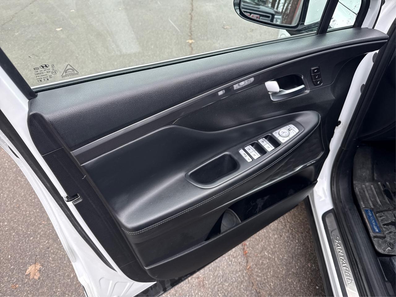 2021 Hyundai Santa Fe Ultimate Calligraphy Photo