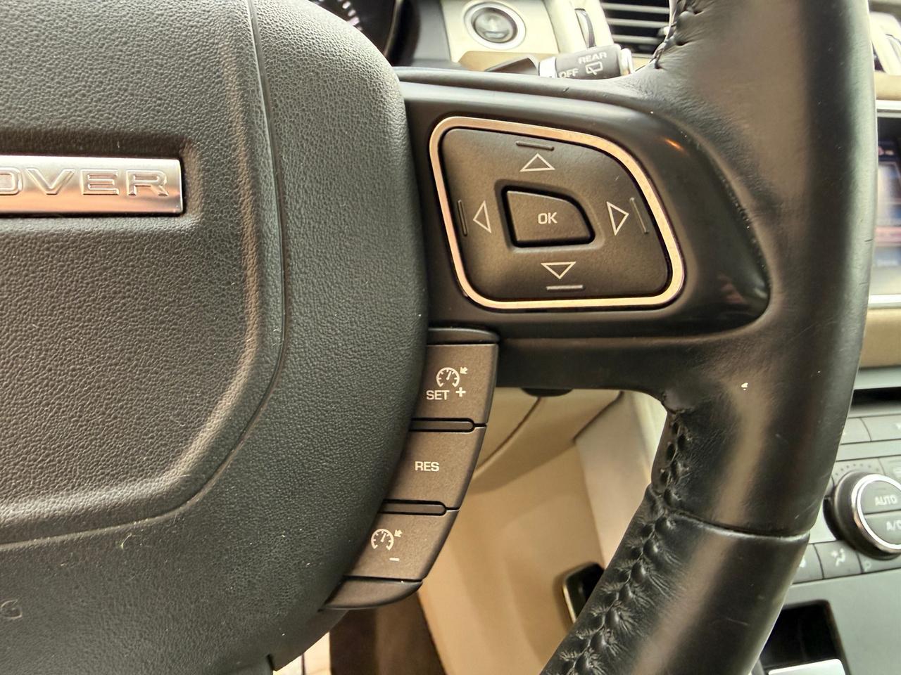 2013 Land Rover Evoque Pure Premium Photo