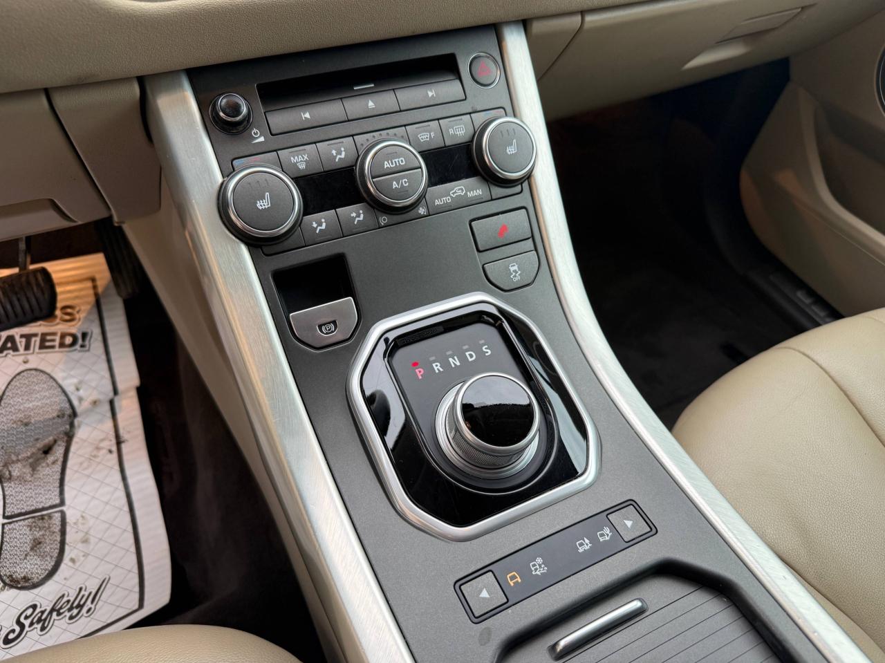 2013 Land Rover Evoque Pure Premium Photo