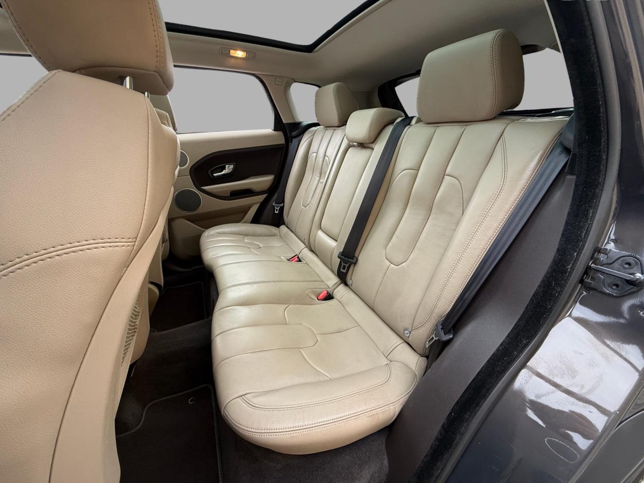 2013 Land Rover Evoque Pure Premium Photo