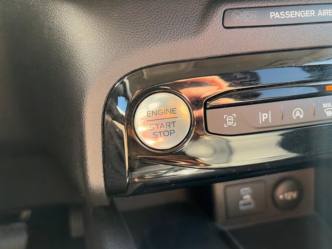 2023 Ford Escape Platinum AWD Photo