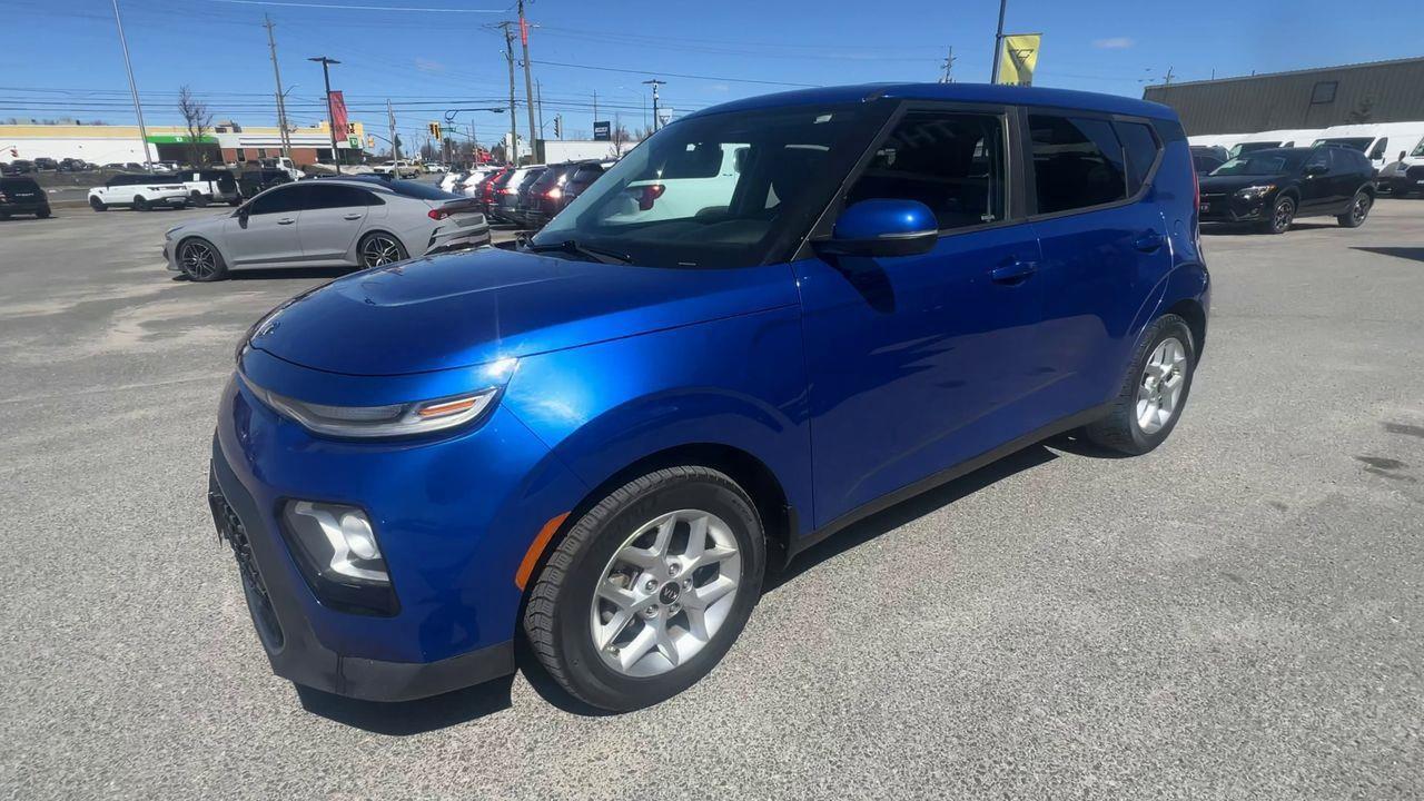 2020 Kia Soul EX HEATED SEATS, HEATED STEERING WHEEL, BACK UP CAM!! Photo