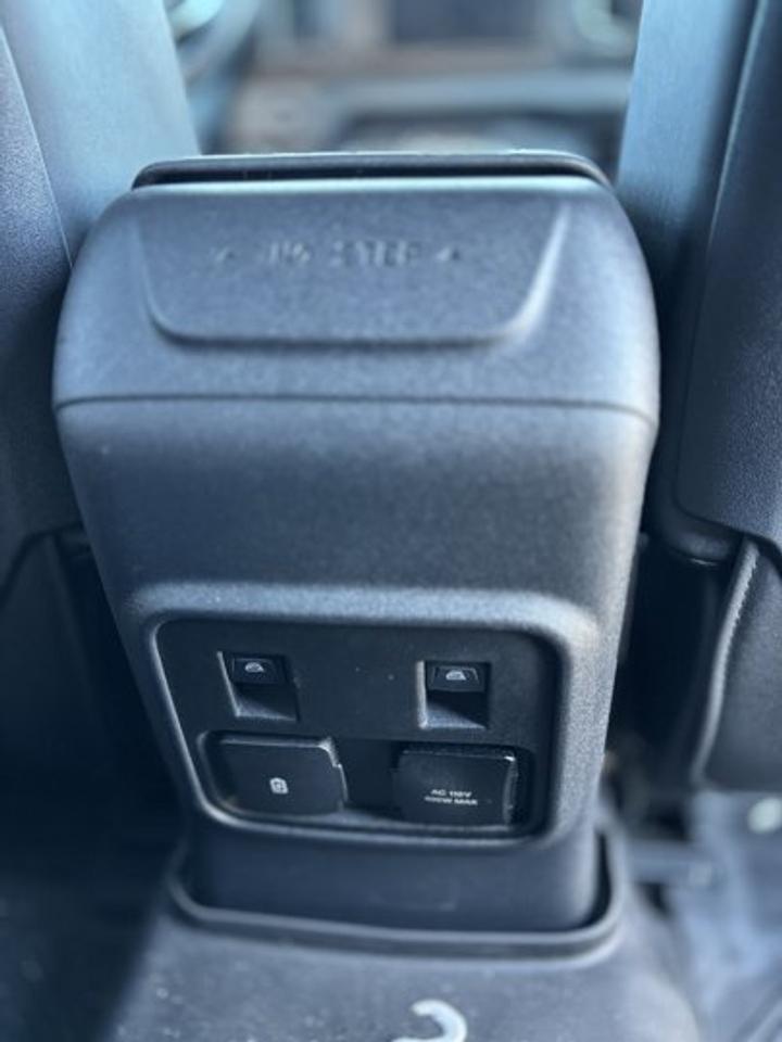 13732694