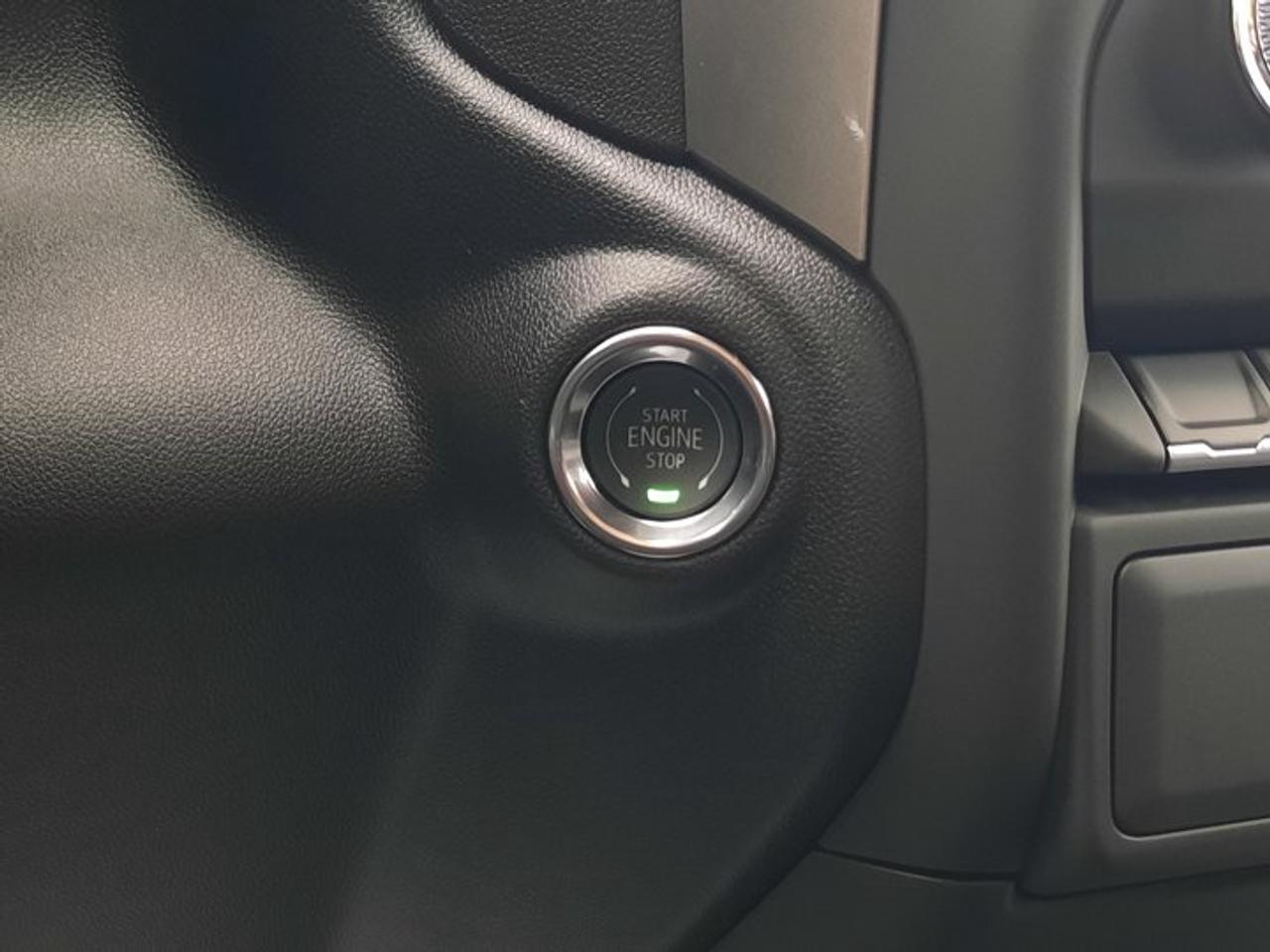 13732712.802079598