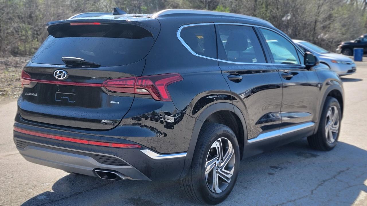 2023 Hyundai Santa Fe Preferred Photo