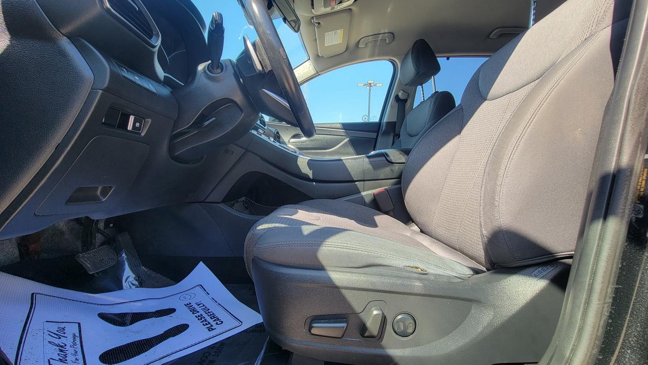 2023 Hyundai Santa Fe Preferred Photo