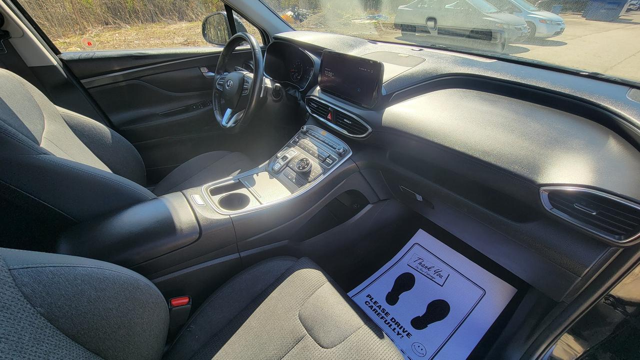 2023 Hyundai Santa Fe Preferred Photo