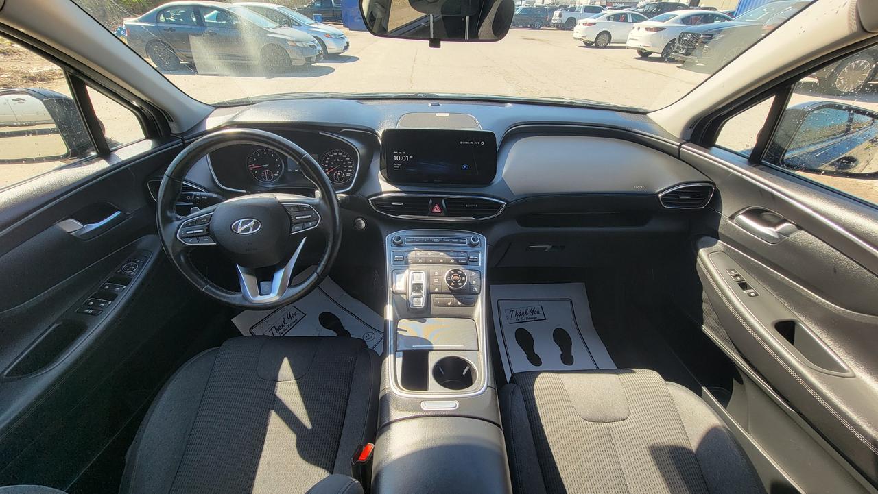 2023 Hyundai Santa Fe Preferred Photo