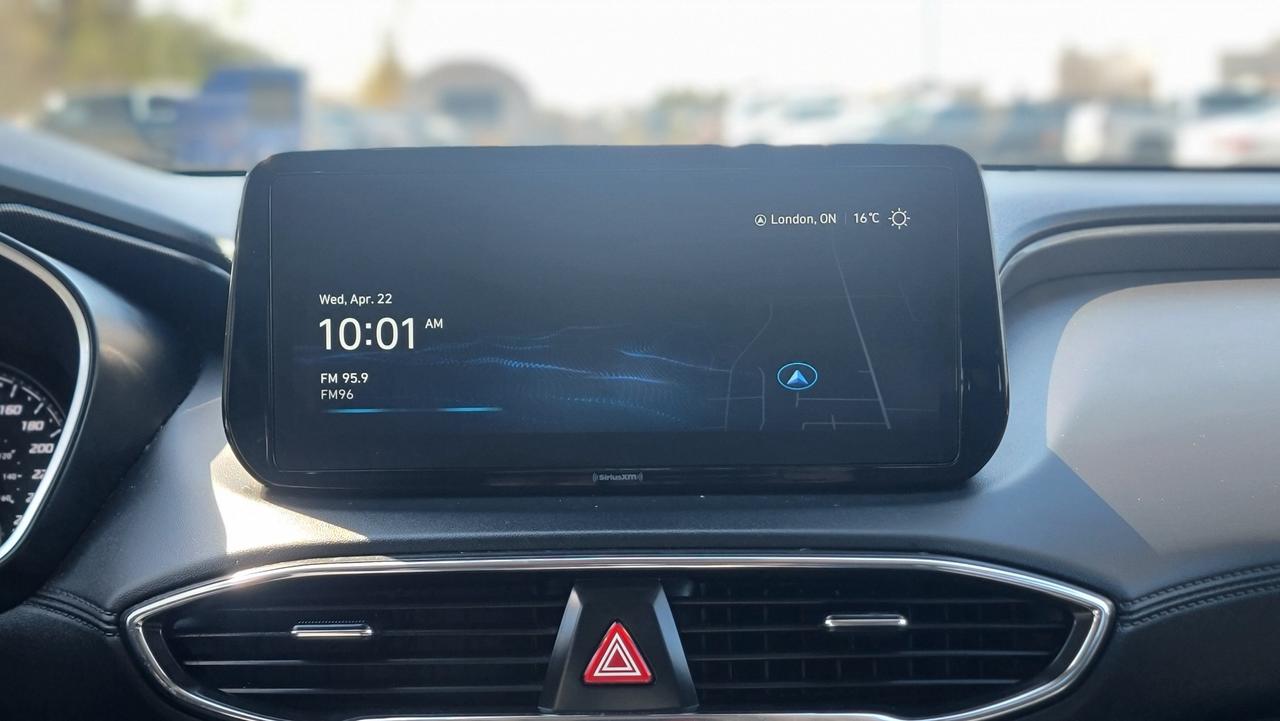 2023 Hyundai Santa Fe Preferred Photo