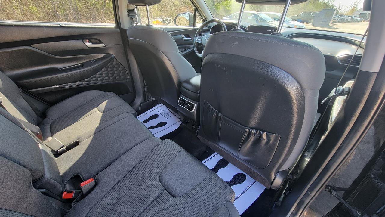 2023 Hyundai Santa Fe Preferred Photo