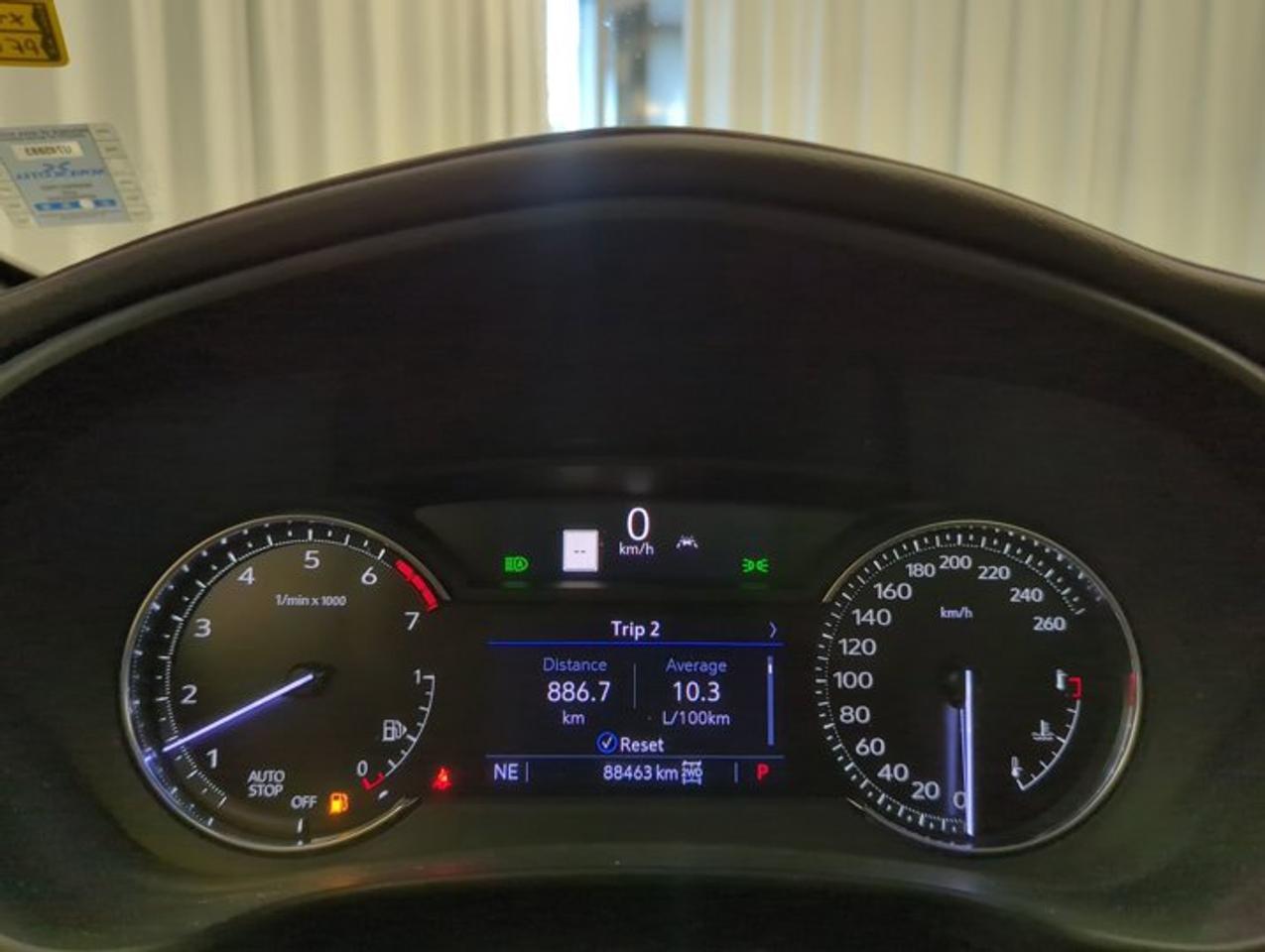 13732946