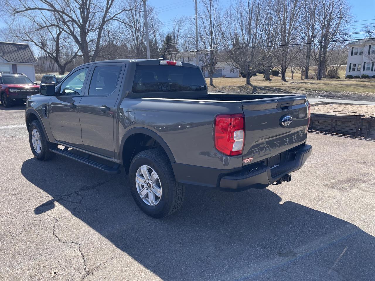 2026 Ford Ranger XL Photo4