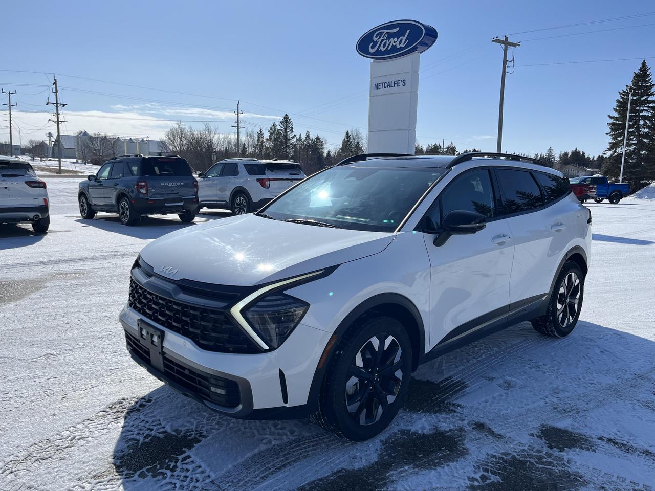 2023 Kia Sportage X-Line Limited AWD w/Black Interior Photo2