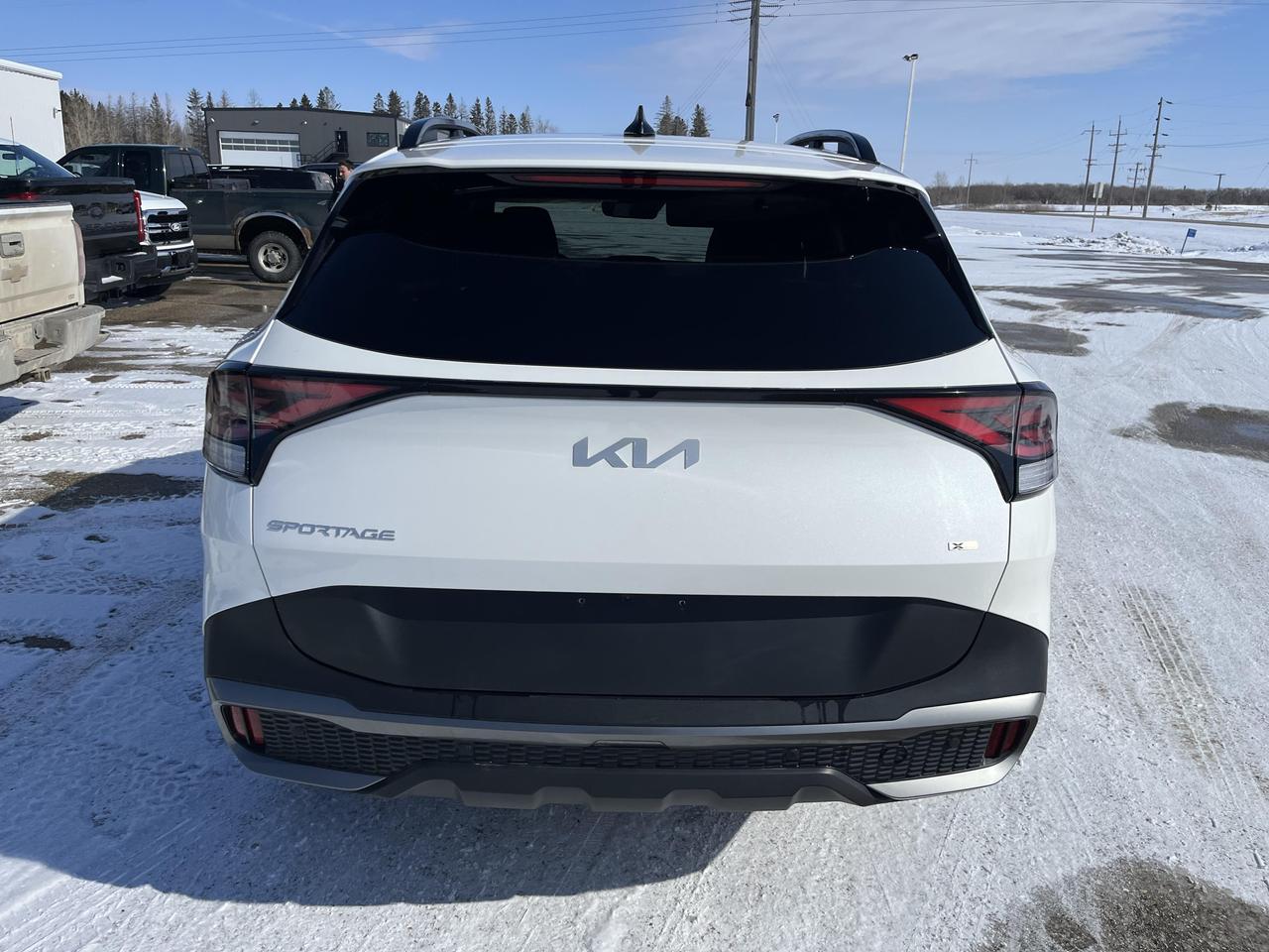 2023 Kia Sportage X-Line Limited AWD w/Black Interior Photo4