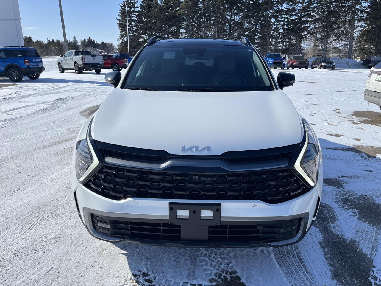 2023 Kia Sportage X-Line Limited AWD w/Black Interior Photo1