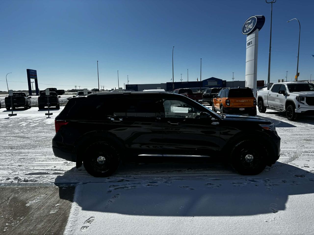 2023 Ford Explorer Limited 4WD Photo2