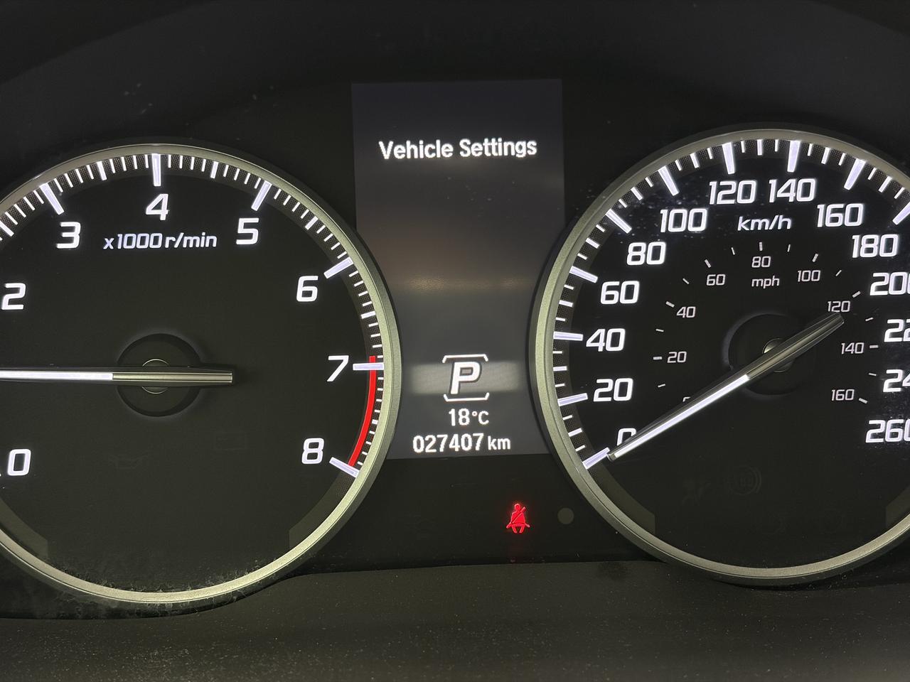 13733582