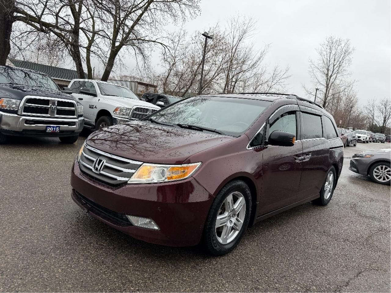 2013 Honda Odyssey Touring Photo
