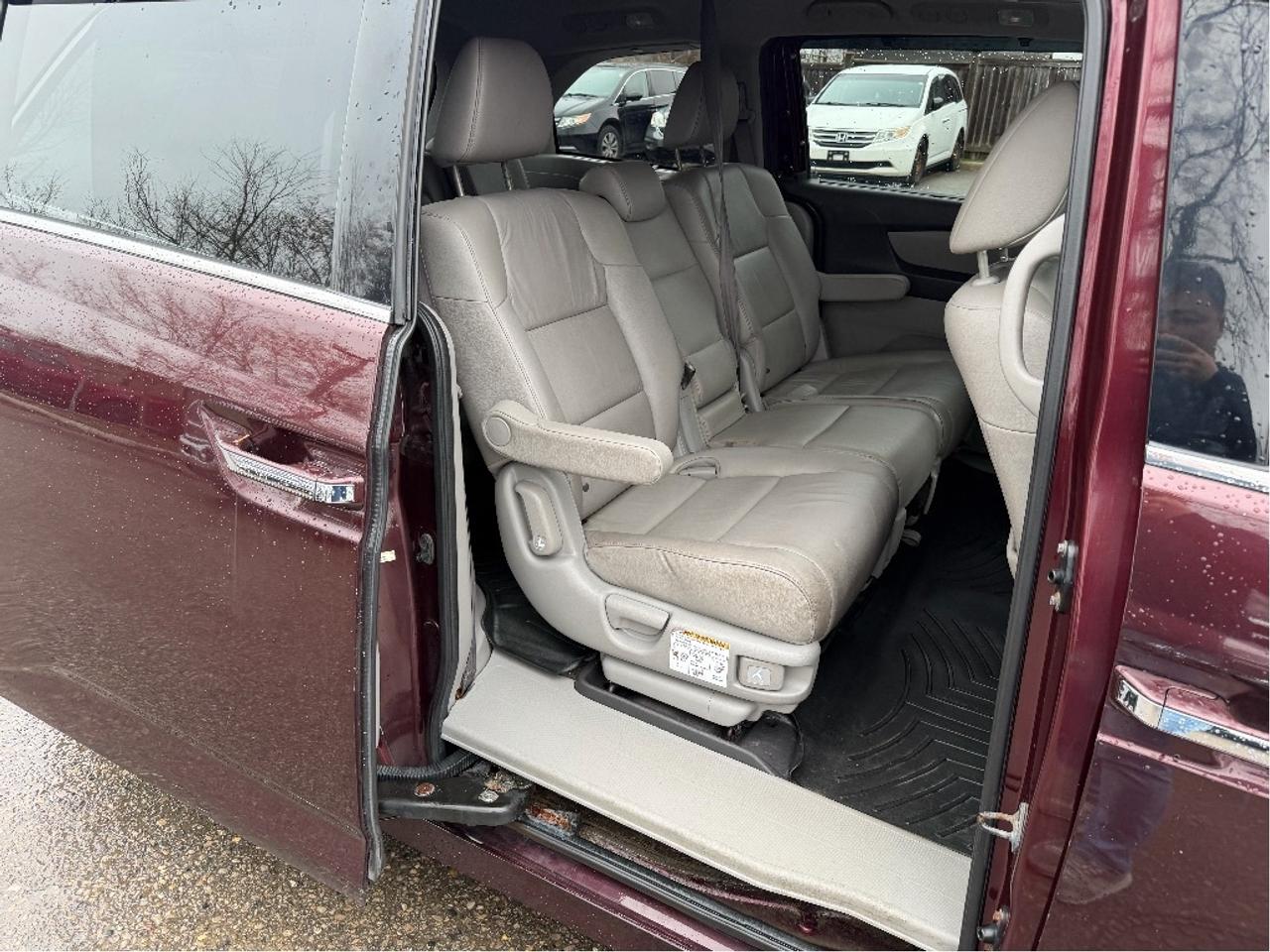 2013 Honda Odyssey Touring Photo