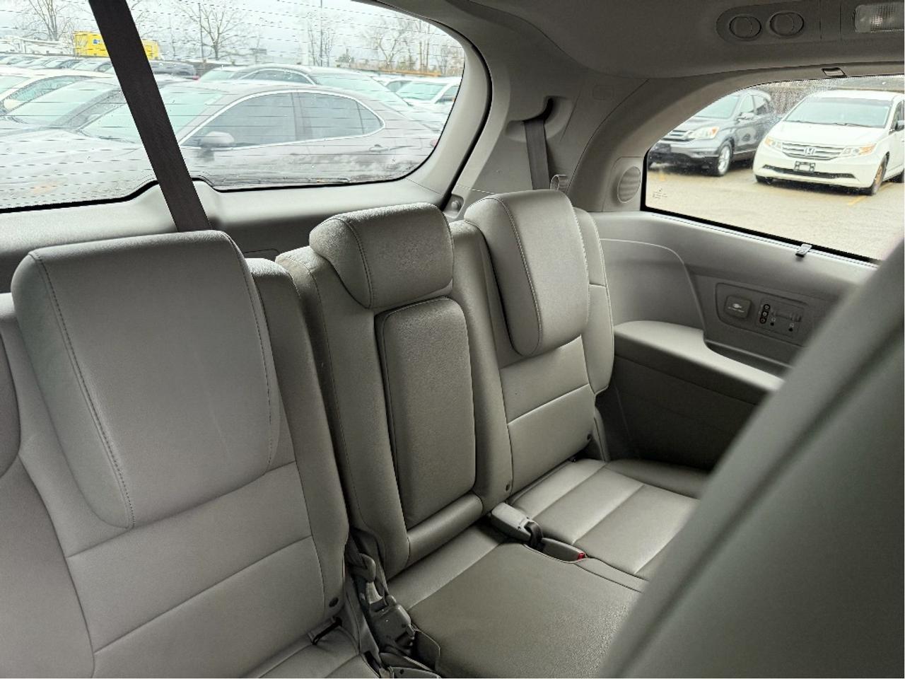 2013 Honda Odyssey Touring Photo
