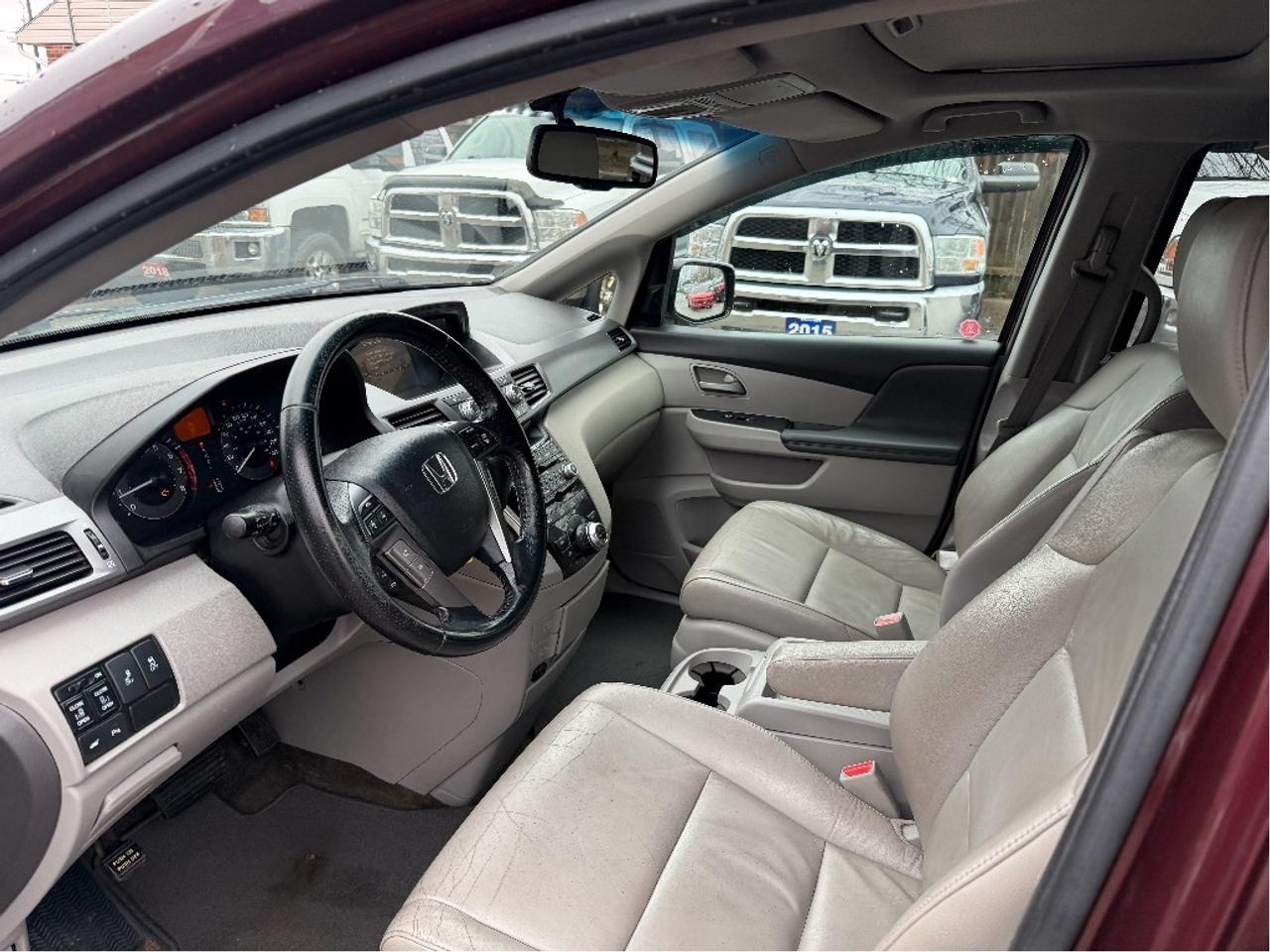 2013 Honda Odyssey Touring Photo