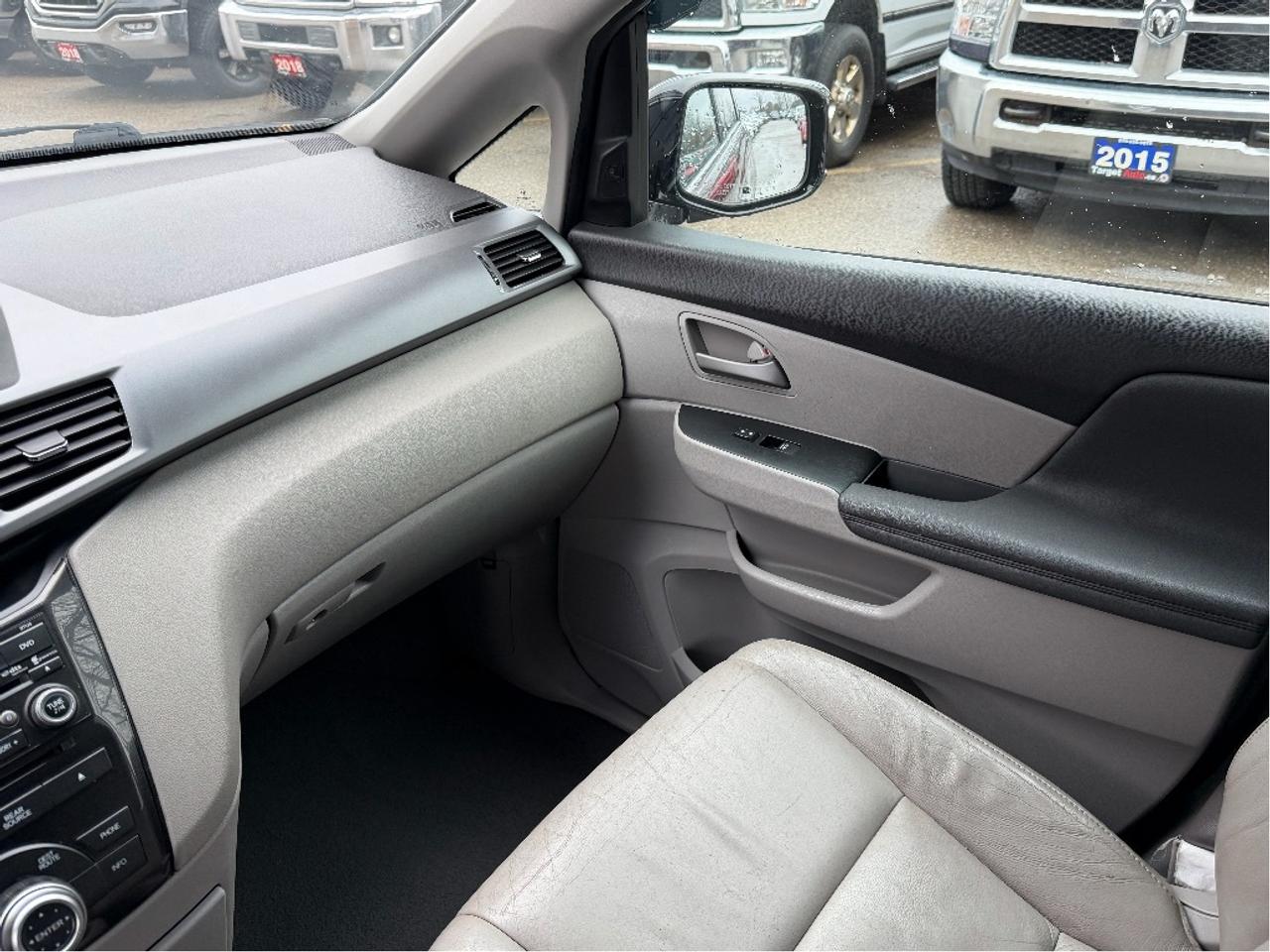 2013 Honda Odyssey Touring Photo