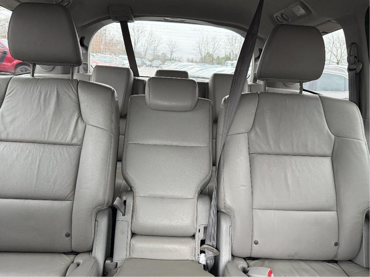 2013 Honda Odyssey Touring Photo