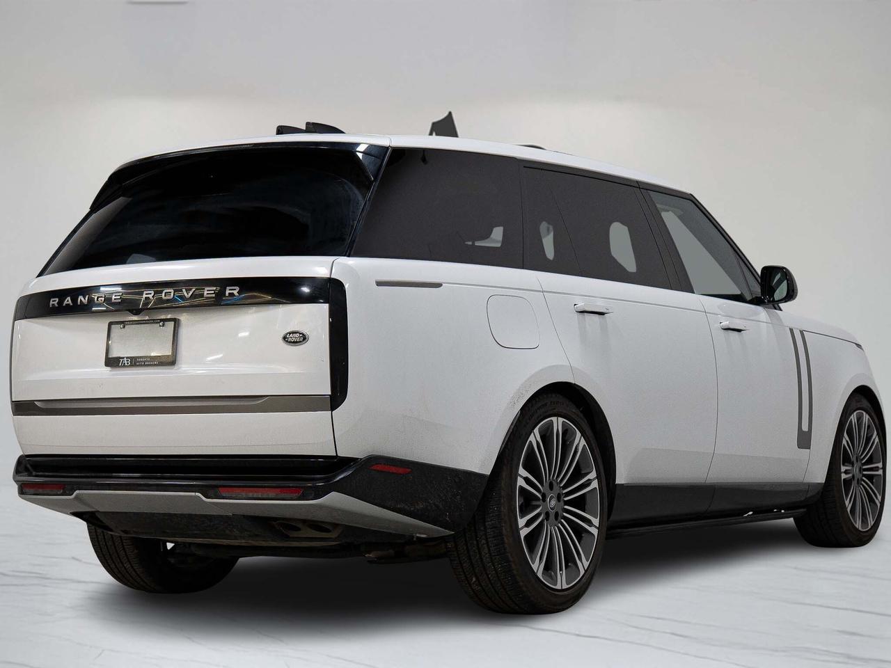 2022 Land Rover Range Rover P530 | LWB | 7 PASS | HUD | MERIDIAN | 23 IN Photo