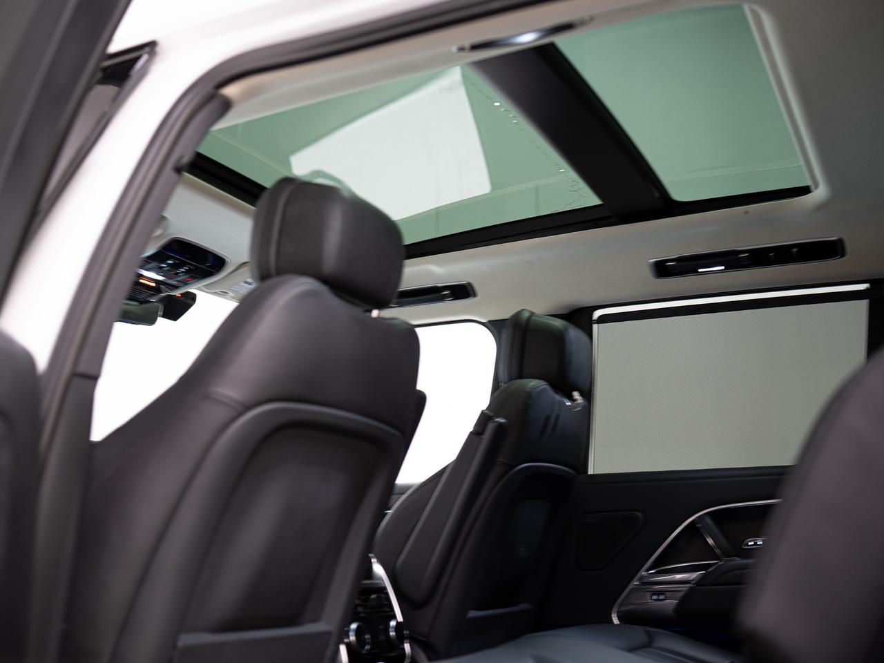 2022 Land Rover Range Rover P530 | LWB | 7 PASS | HUD | MERIDIAN | 23 IN Photo