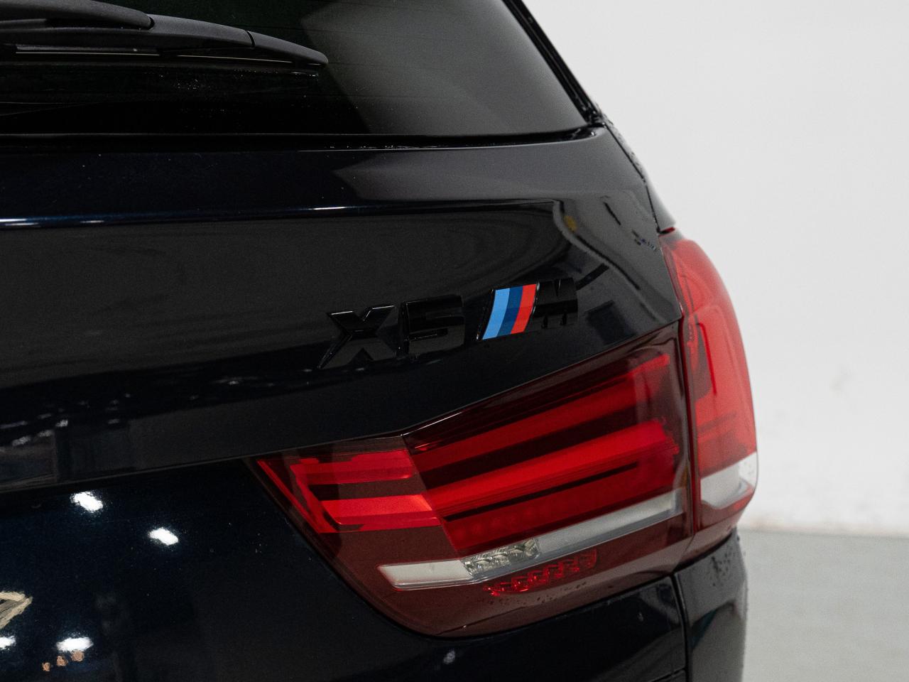 2016 BMW X5 M PREMIUM PKG | CARBON FIBRE | 20 IN Photo