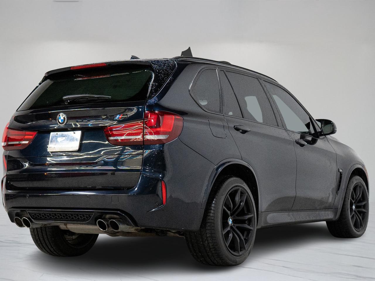 2016 BMW X5 M PREMIUM PKG | CARBON FIBRE | 20 IN Photo