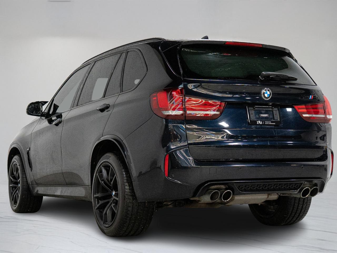 2016 BMW X5 M PREMIUM PKG | CARBON FIBRE | 20 IN Photo4