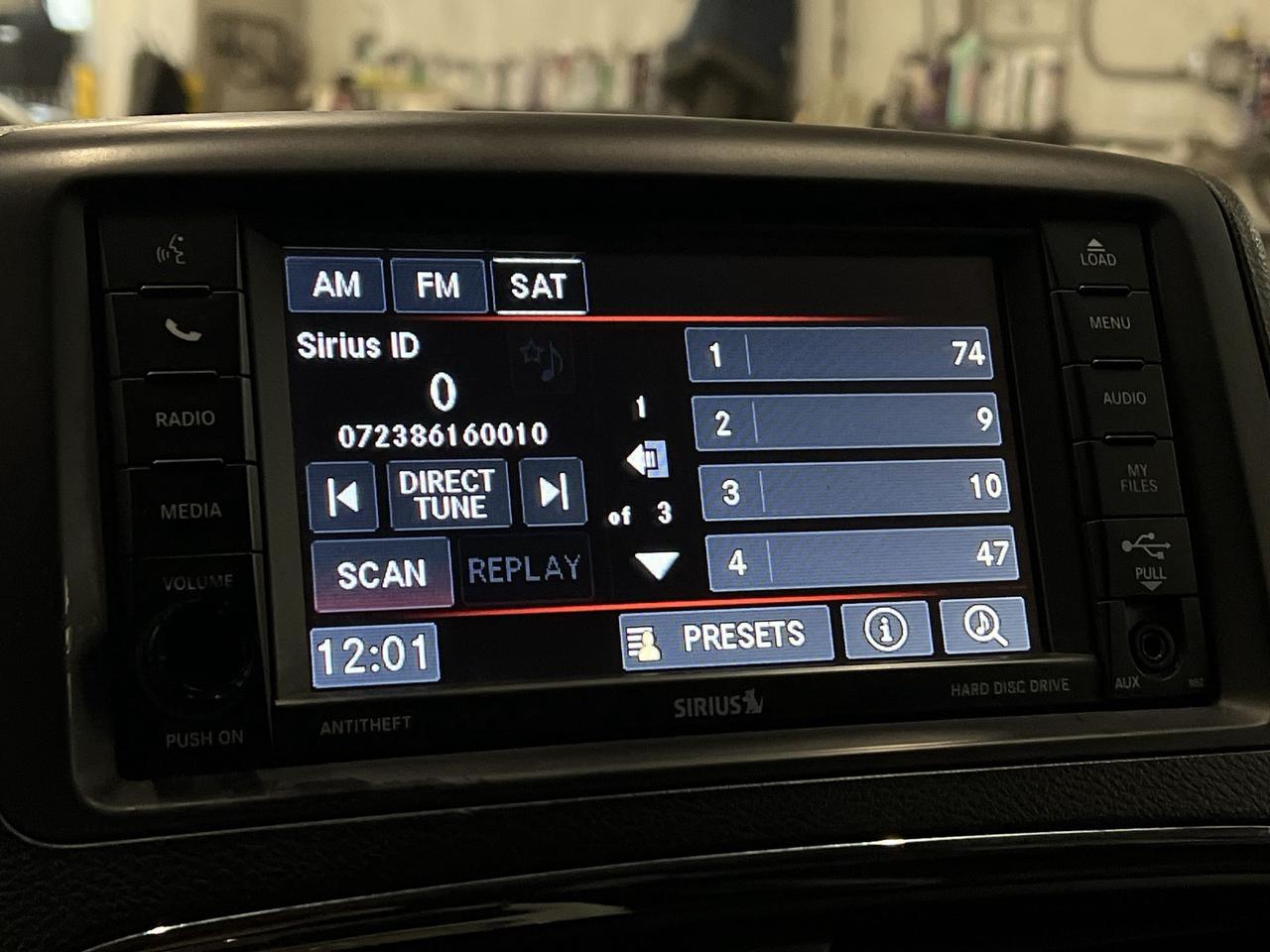 2016 Dodge Grand Caravan CREW PLUS | 7-PASS | LEATHER | ALLOYS | REAR CAM Photo