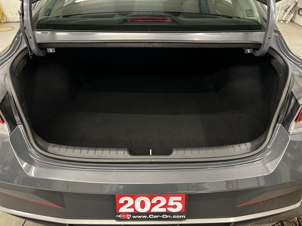 2025 Hyundai Elantra HTD SEATS |WIRELESS CARPLAY |REAR CAM | BLUETOOTH Photo