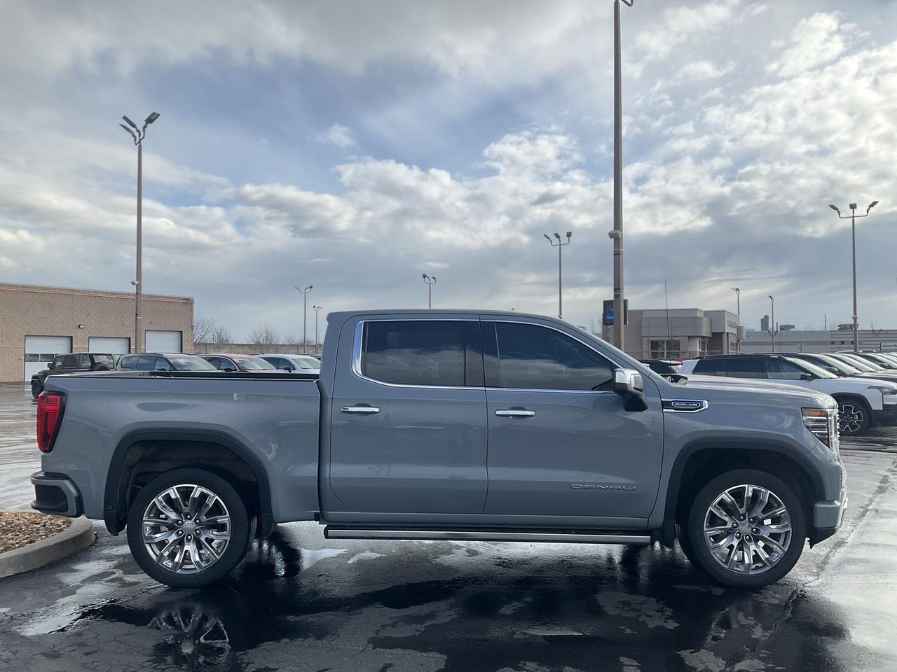 2022 GMC Sierra 1500  Photo3