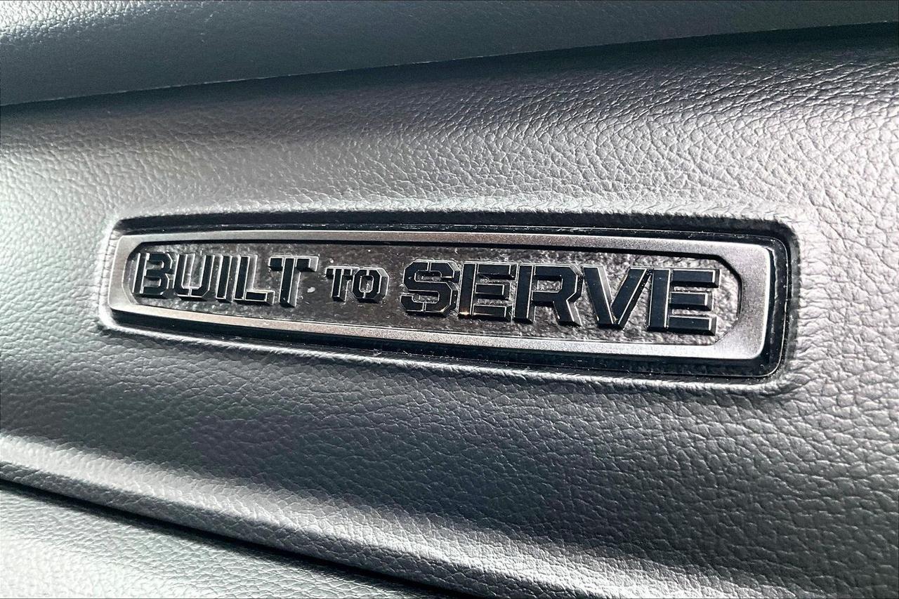 2023 RAM 1500 Built to Serve V8 | Level 2 | Bed Utility | 4X4 Photo
