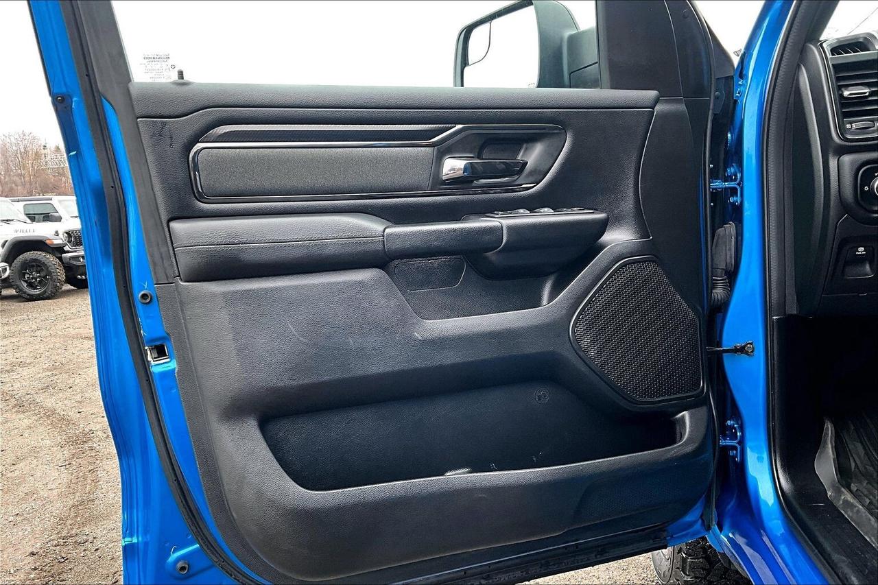 2023 RAM 1500 Built to Serve V8 | Level 2 | Bed Utility | 4X4 Photo