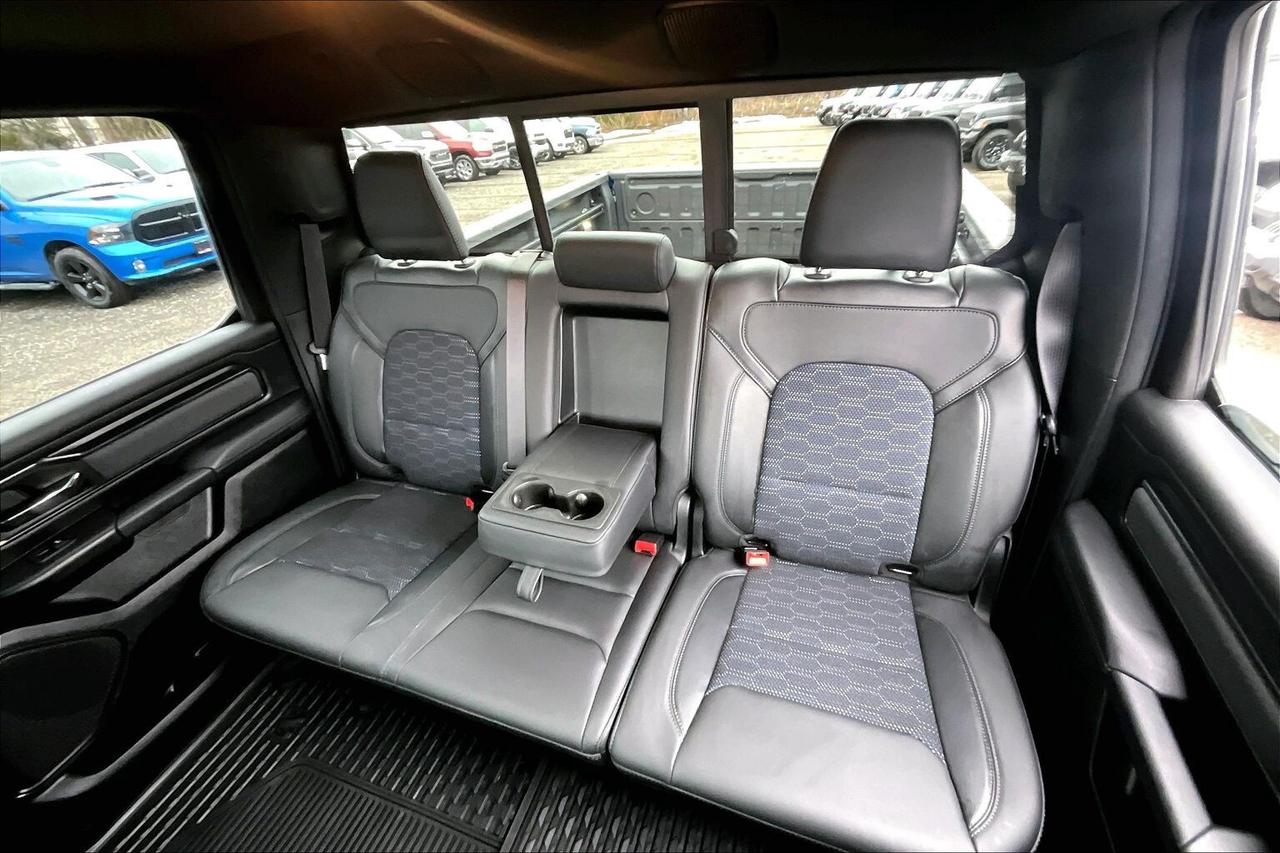 2023 RAM 1500 Built to Serve V8 | Level 2 | Bed Utility | 4X4 Photo