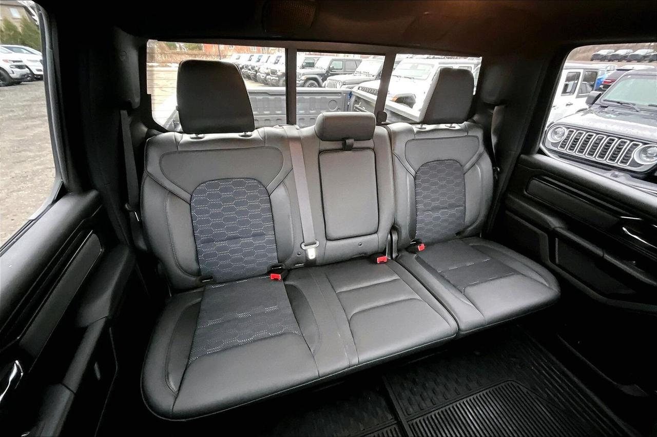 2023 RAM 1500 Built to Serve V8 | Level 2 | Bed Utility | 4X4 Photo