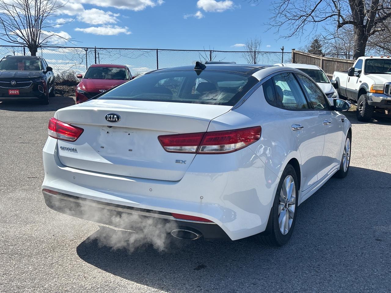 2016 Kia Optima EX TECH, HEATED/ COOLED LEATHER, SUNROOF! - Photo #6