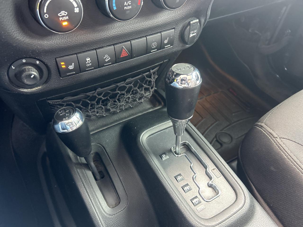2018 Jeep Wrangler JK Unlimited SAHARA, CLEAN CARFAX, REMOTE START! Photo