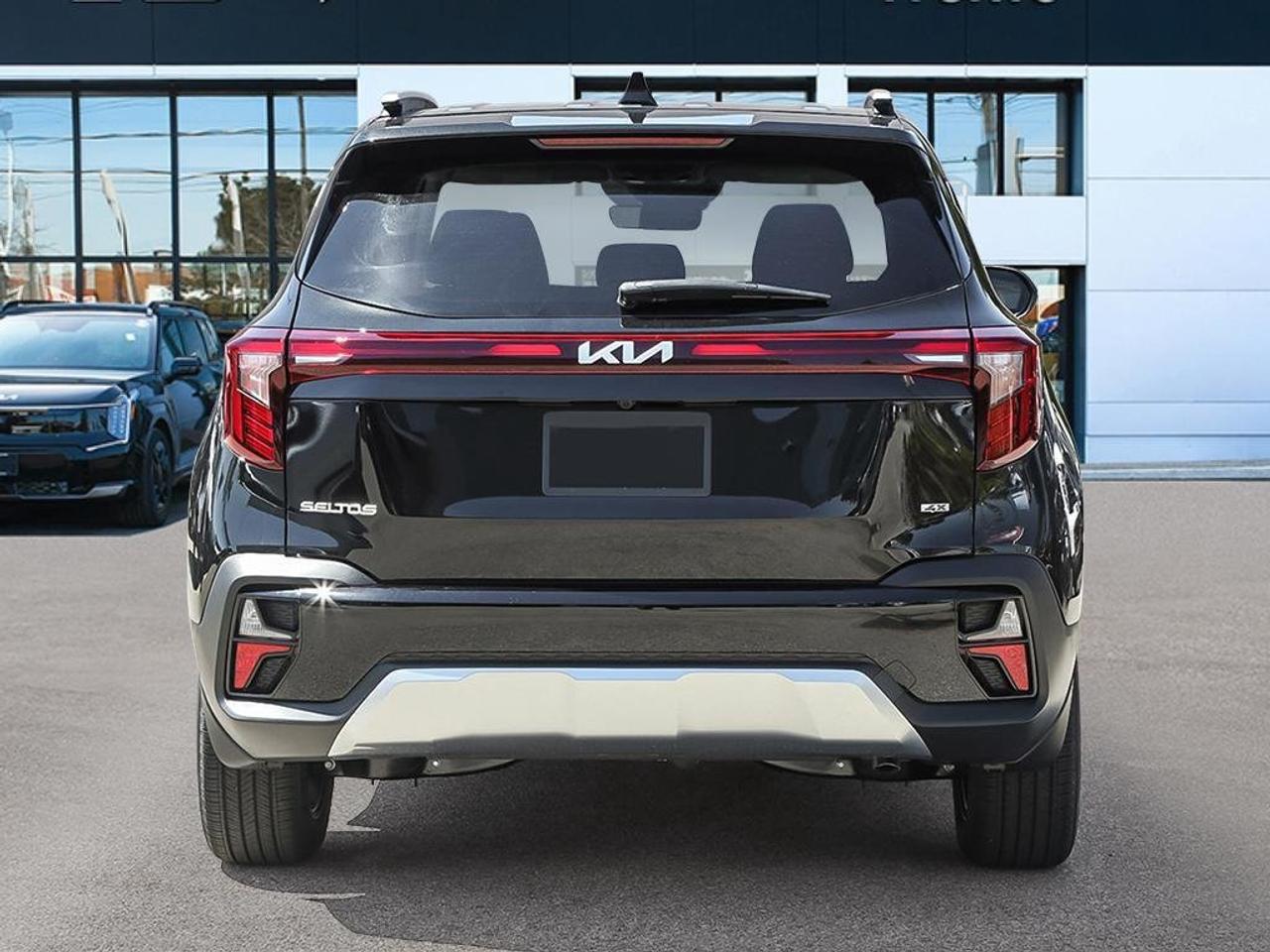 2026 Kia Seltos EX Photo4