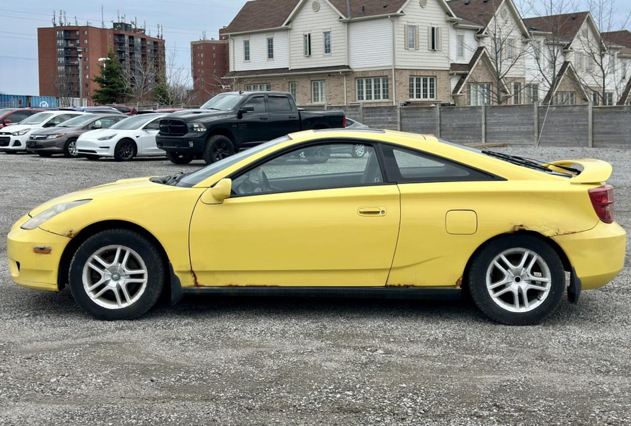 2004 Toyota Celica GT Coupe Photo