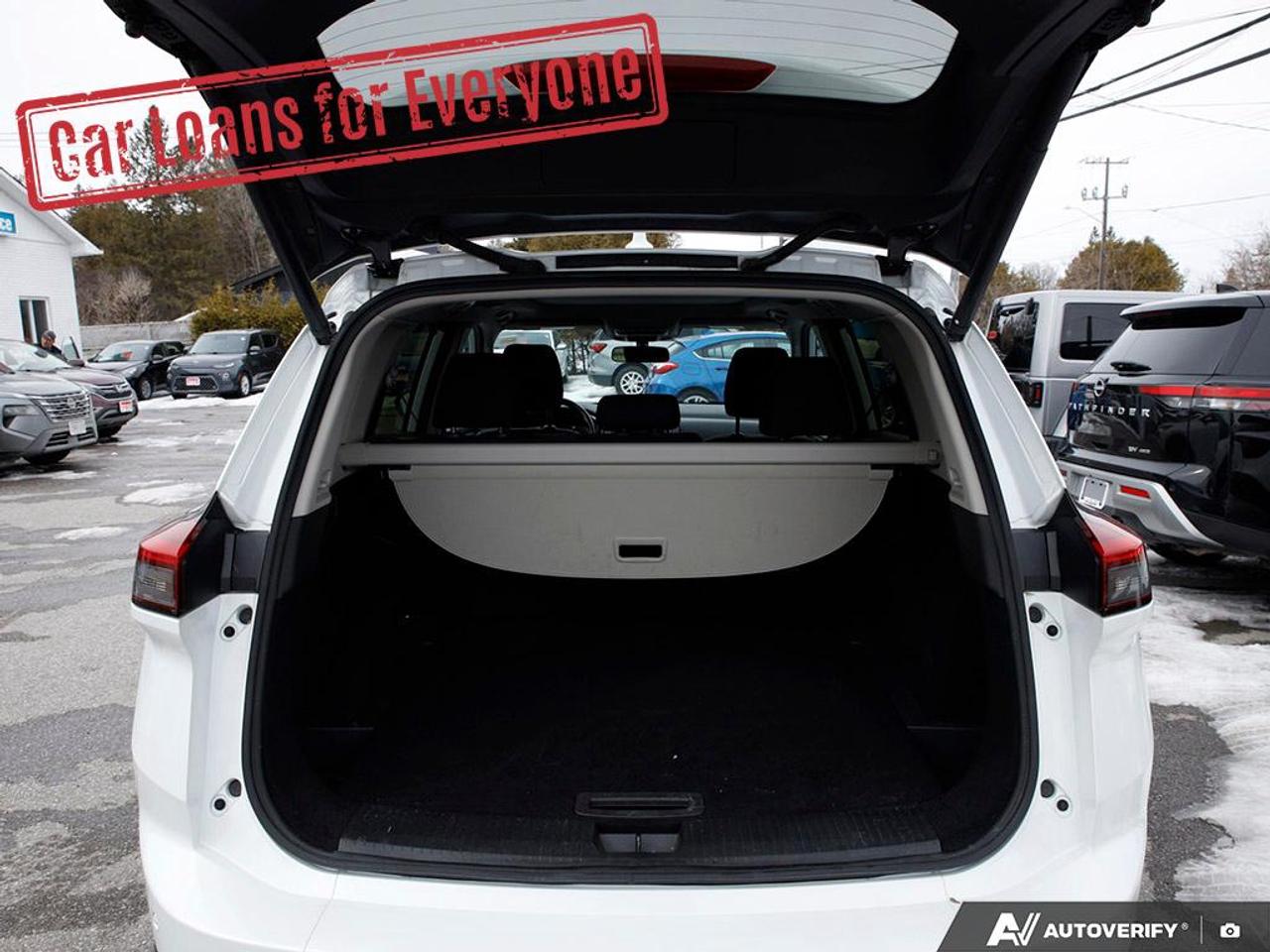 2024 Nissan Rogue SV MOONROOF