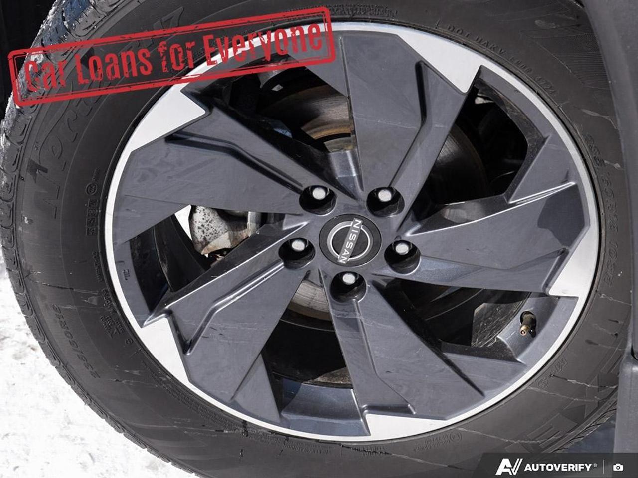 2024 Nissan Rogue SV MOONROOF